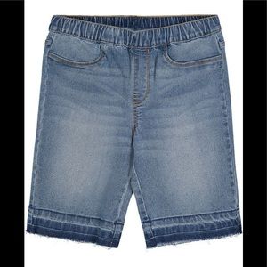 NWT Calvin Klein Bermuda Short, Size M (8/10)